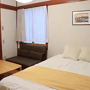Navi Azabujuban アパート 東京都